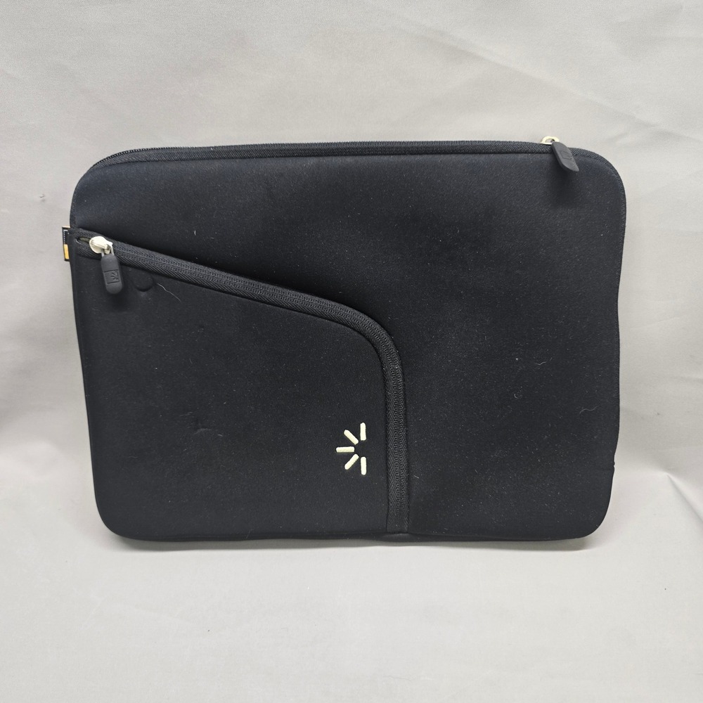 Case Logic Laptop Sleeve 13 inch Black Neoprene Zippered Case Good Condition